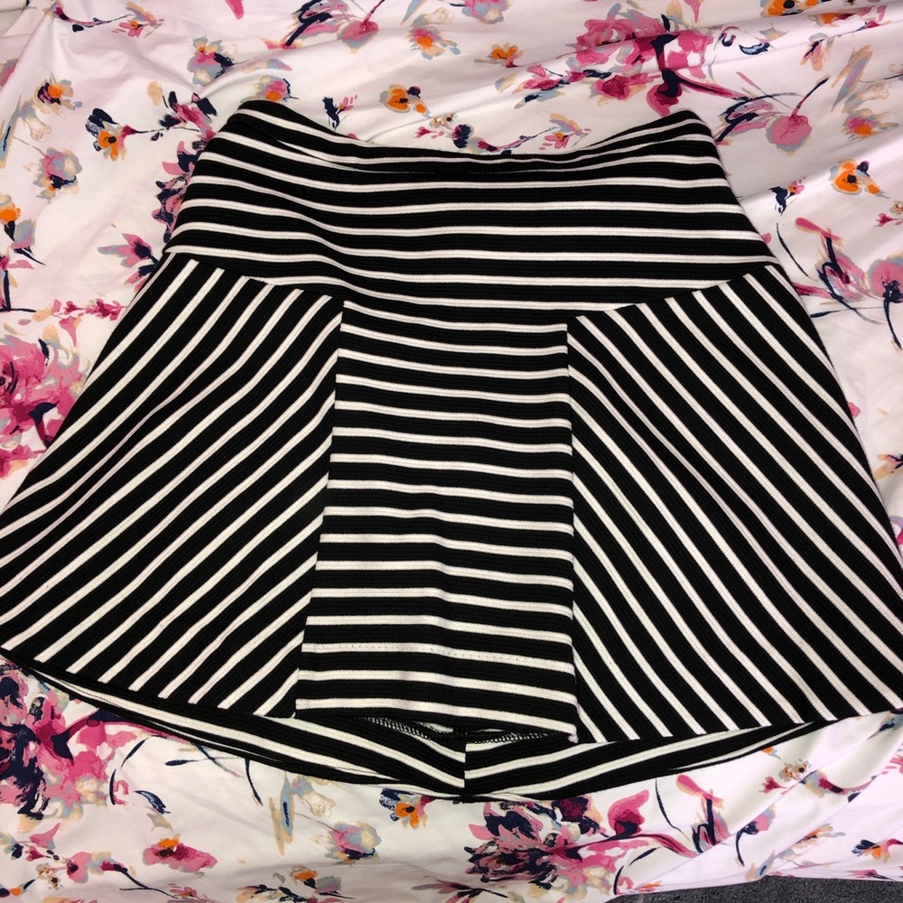 Candie’s Striped Mini Skirt
